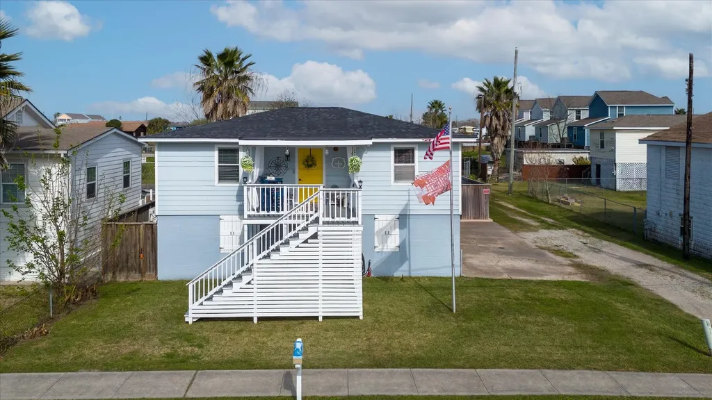 2210 67th Street Galveston TX 77551