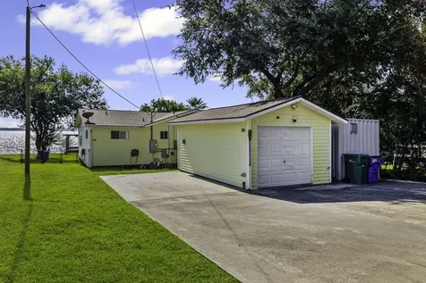 104 Bayside Street Livingston TX 77351