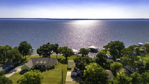 104 Bayside Street Livingston TX 77351