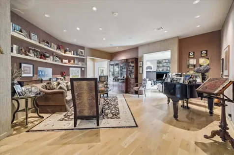 5027 Heatherglen Drive Houston TX 77096