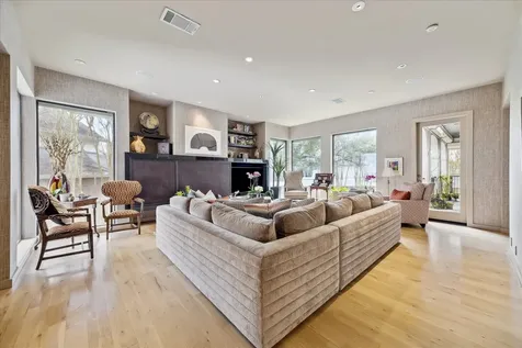 5027 Heatherglen Drive Houston TX 77096
