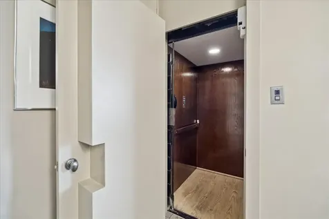 5027 Heatherglen Drive Houston TX 77096