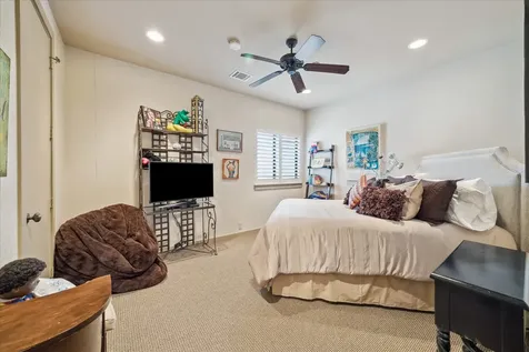 5027 Heatherglen Drive Houston TX 77096