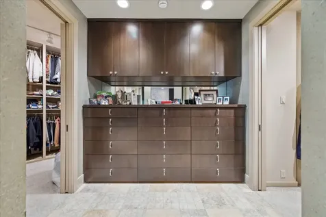 5027 Heatherglen Drive Houston TX 77096