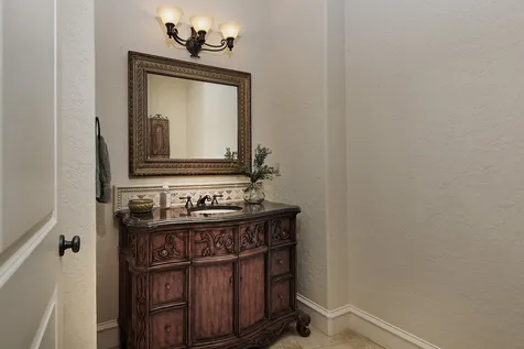 32 Palmer Woods Drive The Woodlands TX 77381