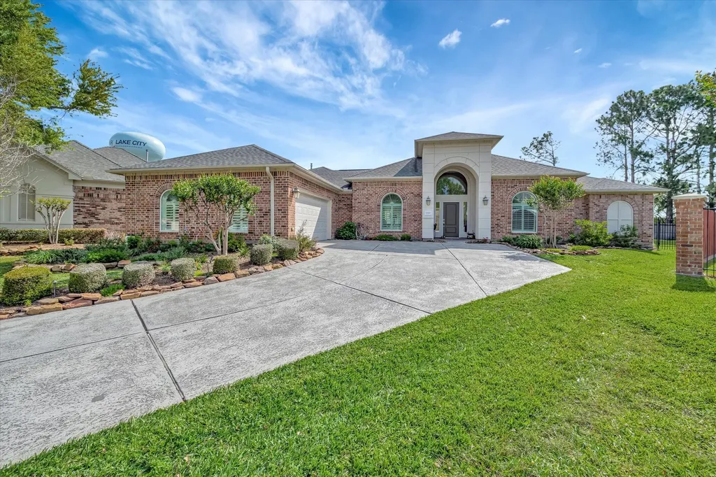 15510 Greens Cove Way Houston TX 77059