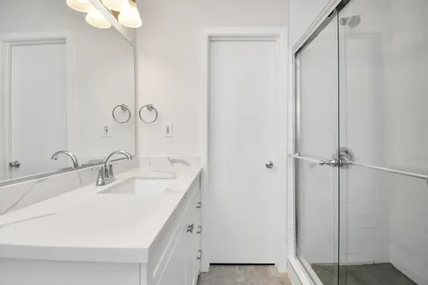 5010 Creekbend Drive Houston TX 77035