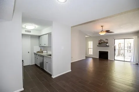 3300 Pebblebrook Drive 36 Seabrook TX 77586