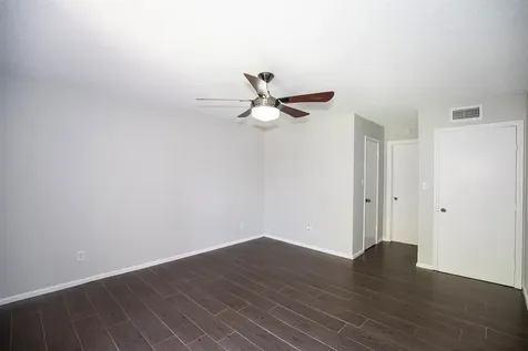 3300 Pebblebrook Drive 36 Seabrook TX 77586