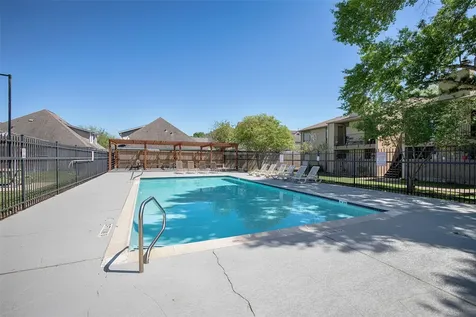 3300 Pebblebrook Drive 36 Seabrook TX 77586