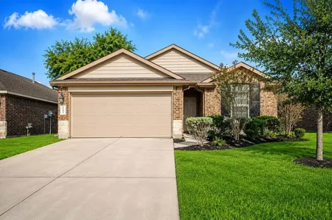 4027 Spurwing Lane Baytown TX 77521