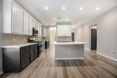 4027 Spurwing Lane Baytown TX 77521