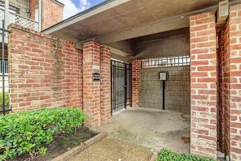 2829 Timmons Lane 184 Houston TX 77027