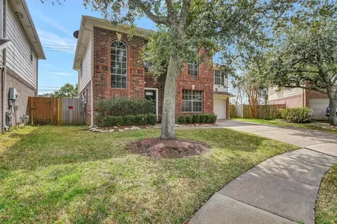 2939 Sailors Moon Drive Friendswood TX 77546