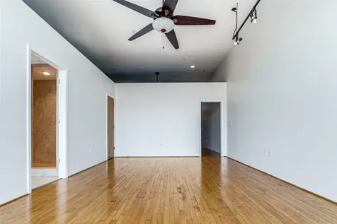 1312 Live Oak Street 223 Houston TX 77003