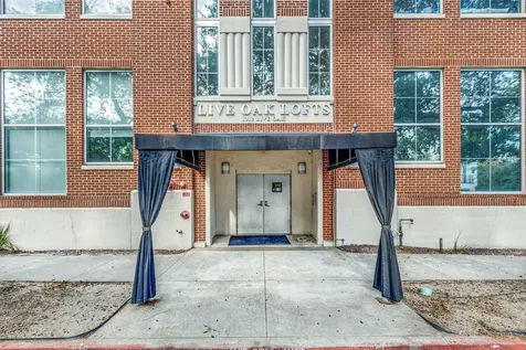1312 Live Oak Street 223 Houston TX 77003