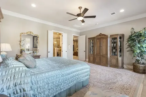 108 Mcgoey Circle The Woodlands TX 77384
