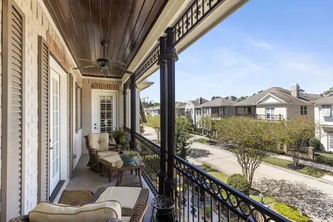 108 Mcgoey Circle The Woodlands TX 77384