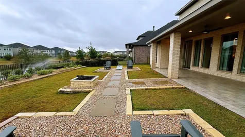 5603 Logan Ridge Lane Fulshear TX 77441