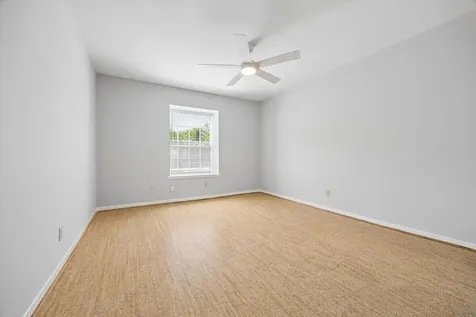 9025 Gaylord Drive 109 Houston TX 77024