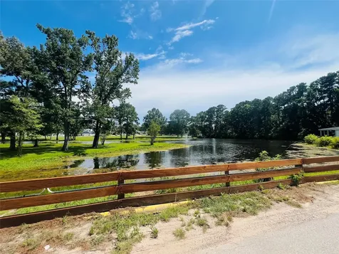 761 Plum Tree Livingston TX 77351