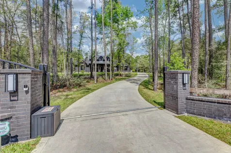 10433 Wagon Pass Trail Willis TX 77378