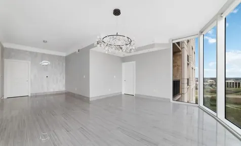 3333 Allen Parkway 1506 Houston TX 77019