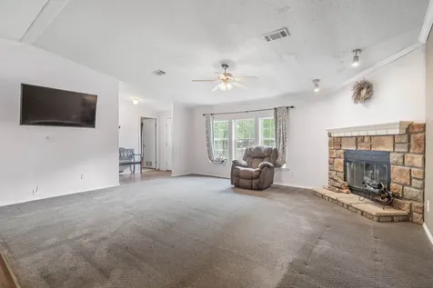 224 County Road 67632 Dayton TX 77535
