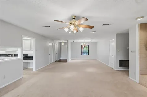 807 Standley Road Madisonville TX 77864