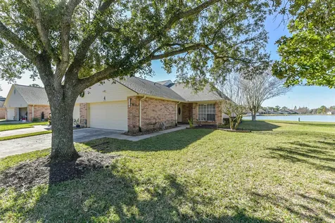3013 Flower Field Lane 4 Pearland TX 77584
