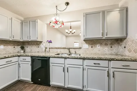 3013 Flower Field Lane 4 Pearland TX 77584