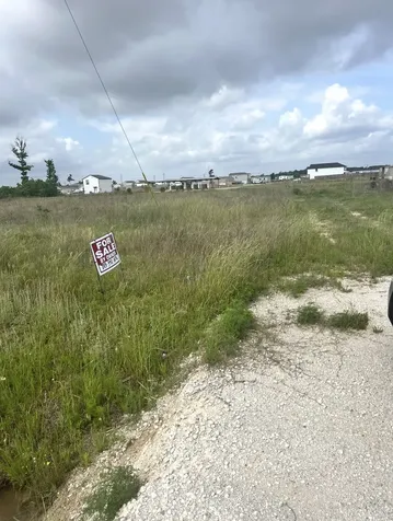 647 Road 5707 Cleveland TX 77327
