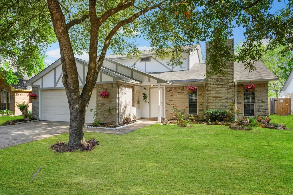 3631 Cedar Gardens Drive Houston TX 77082