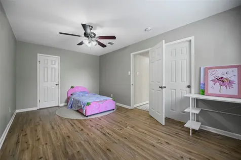 3631 Cedar Gardens Drive Houston TX 77082