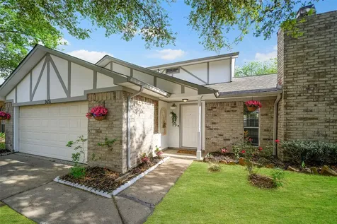 3631 Cedar Gardens Drive Houston TX 77082