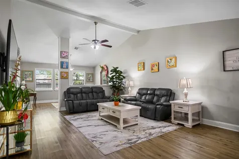 3631 Cedar Gardens Drive Houston TX 77082