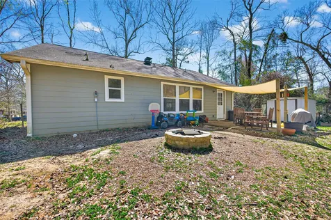 10391 Royal Magnolia Drive Conroe TX 77303