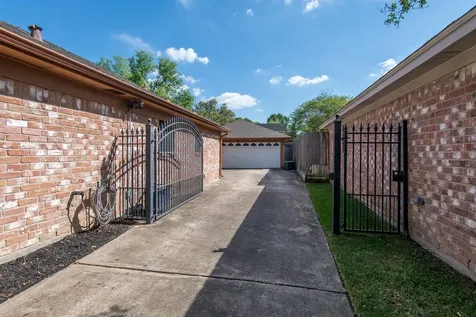 20319 Monkswood Drive Katy TX 77450