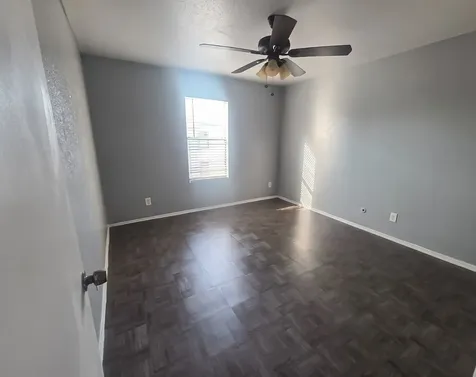 9898 Club Creek Drive 1613 Houston TX 77036