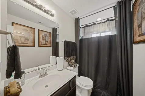 1822 Luminous Waters Lane Rosharon TX 77583