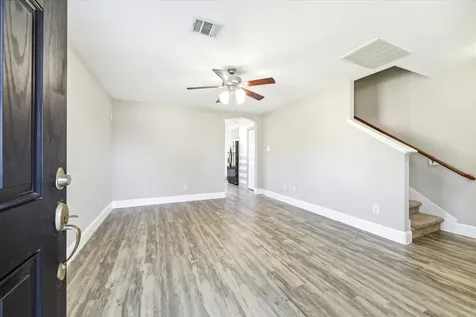 5710 Mid Way Kingwood TX 77339