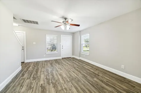 5710 Mid Way Kingwood TX 77339