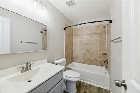 5710 Mid Way Kingwood TX 77339