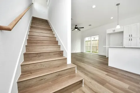 6616 Apollo Street Houston TX 77091