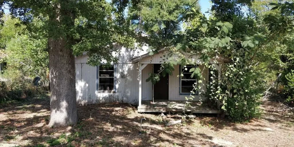616 Post Oak Street Grapeland TX 75844