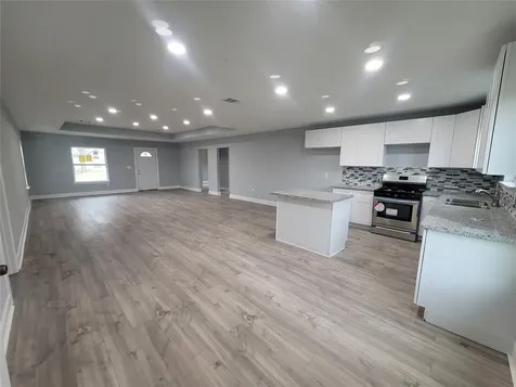 4859 Bellnole Drive Houston TX 77017