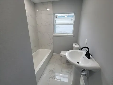 4859 Bellnole Drive Houston TX 77017