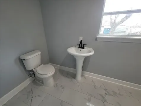 4859 Bellnole Drive Houston TX 77017