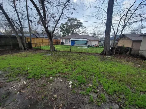 4859 Bellnole Drive Houston TX 77017