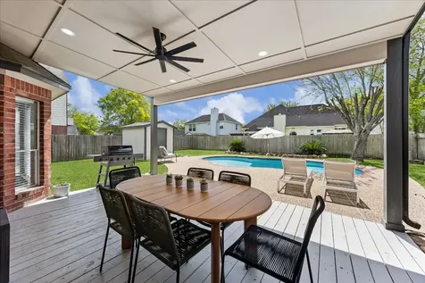 7022 Red Coral Drive Pasadena TX 77505